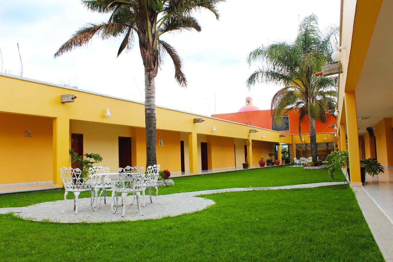 Hotel Real De Cortes Los Reyes  Eksteriør billede