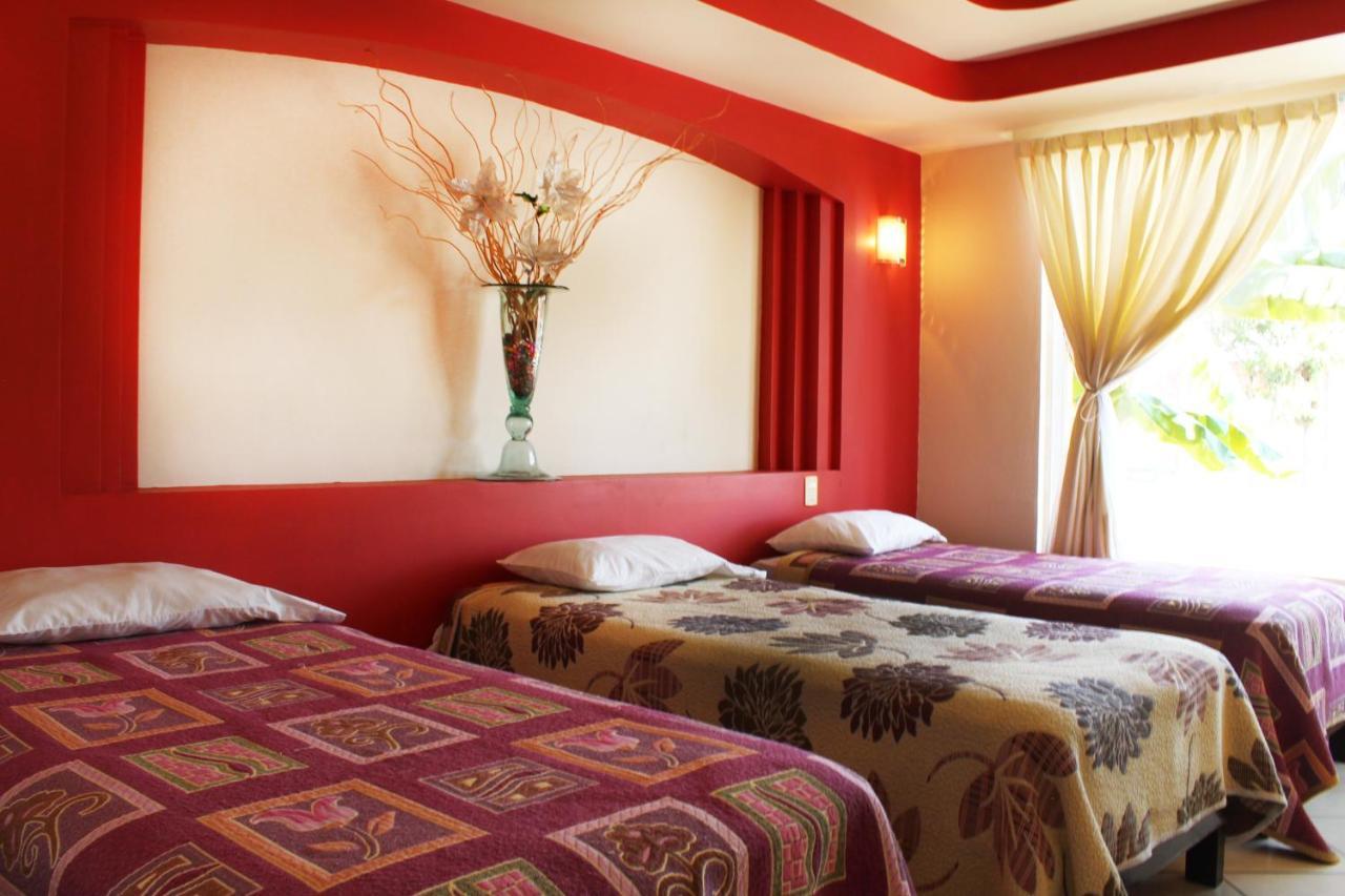 Hotel Real De Cortes Los Reyes  Eksteriør billede